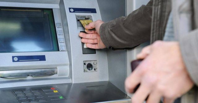 media-1791873343_pensiya-teqaud-bankomat-atm-1068x641